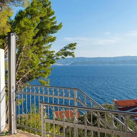 2 Bedroom Gorgeous In