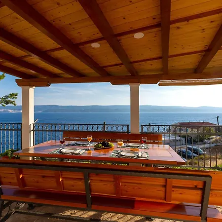 2 Bedroom Gorgeous In Dom wakacyjny *